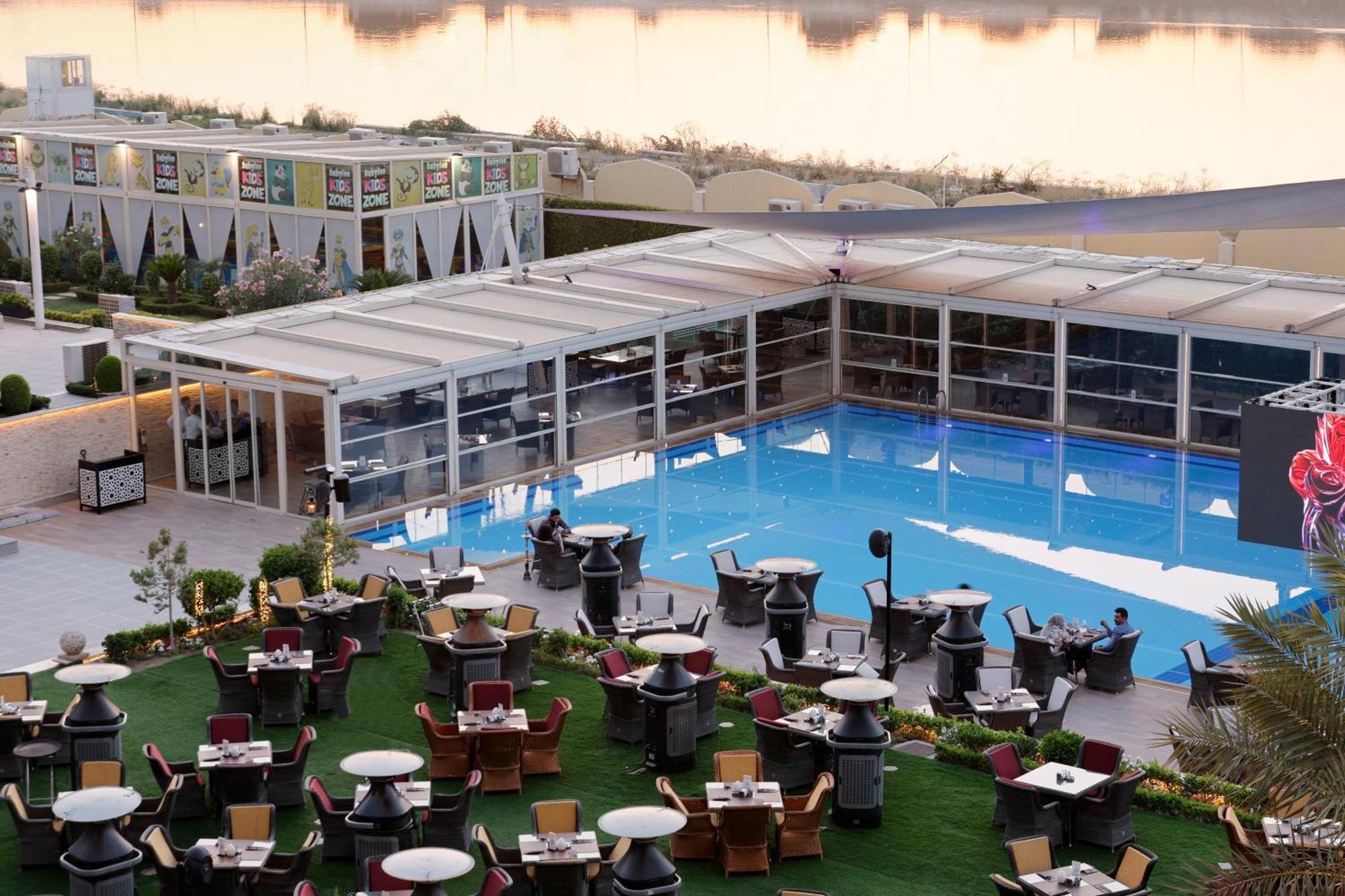 Babylon Rotana Hotel Багдад Екстер'єр фото