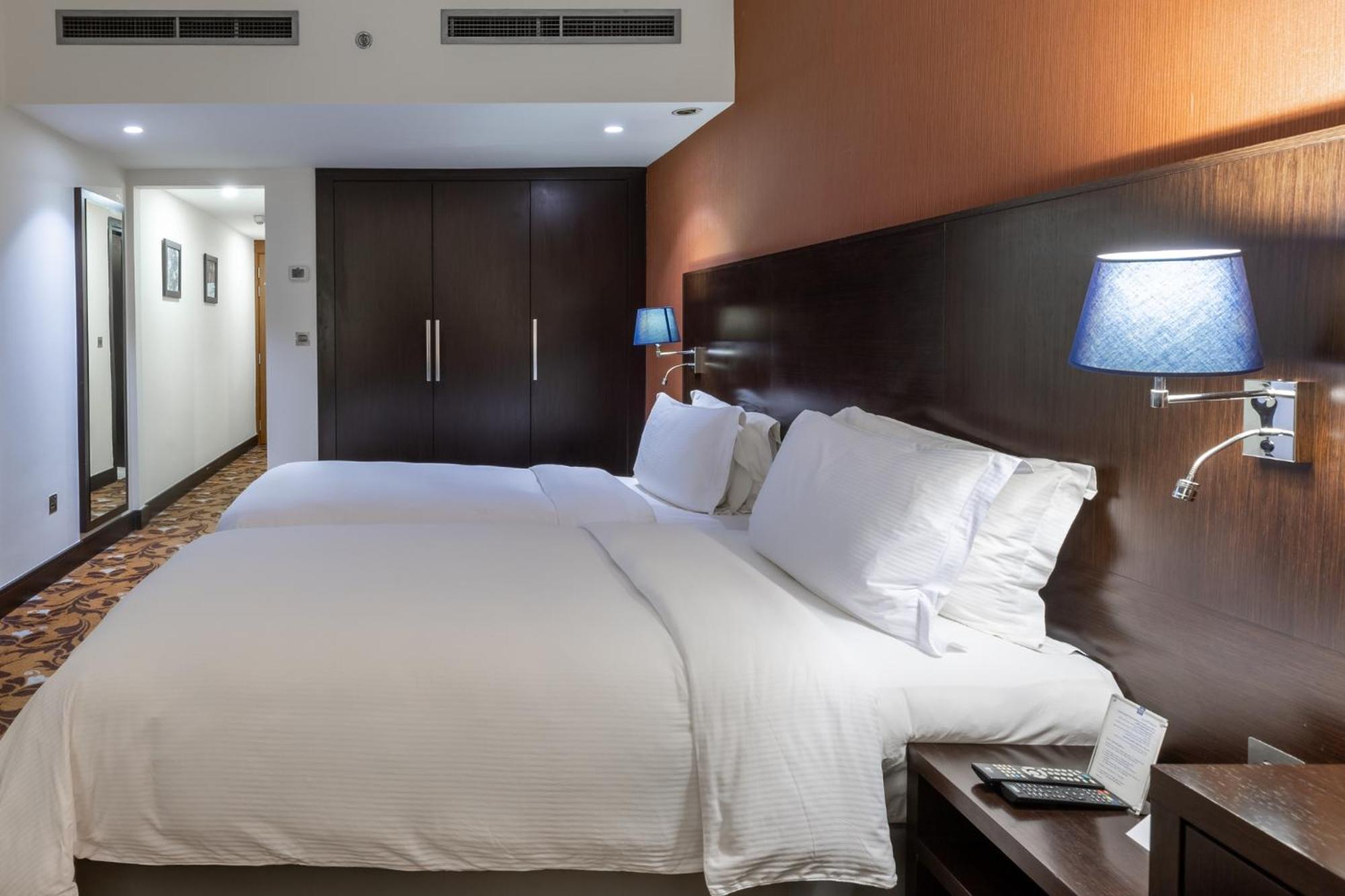 Babylon Rotana Hotel Багдад Екстер'єр фото